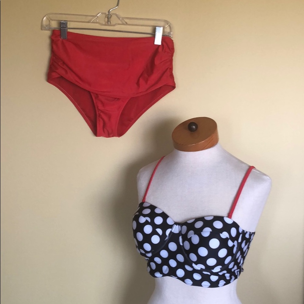 New Polka Dot Bikini Underwire Top Lg. 12-14
